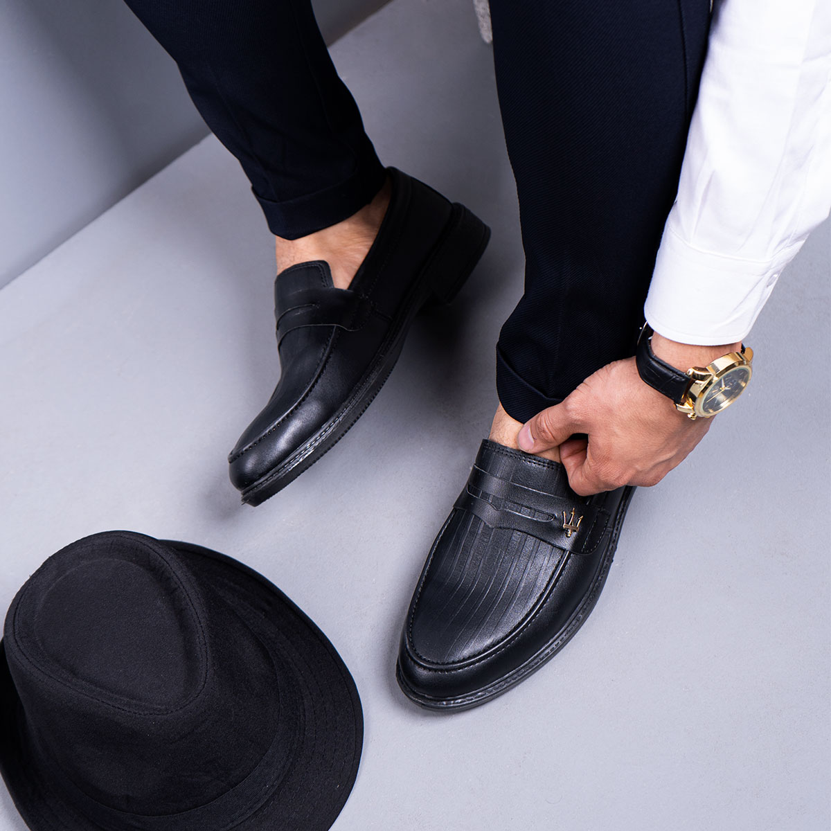 کفش کالج مردانه مشکی مدل Derek