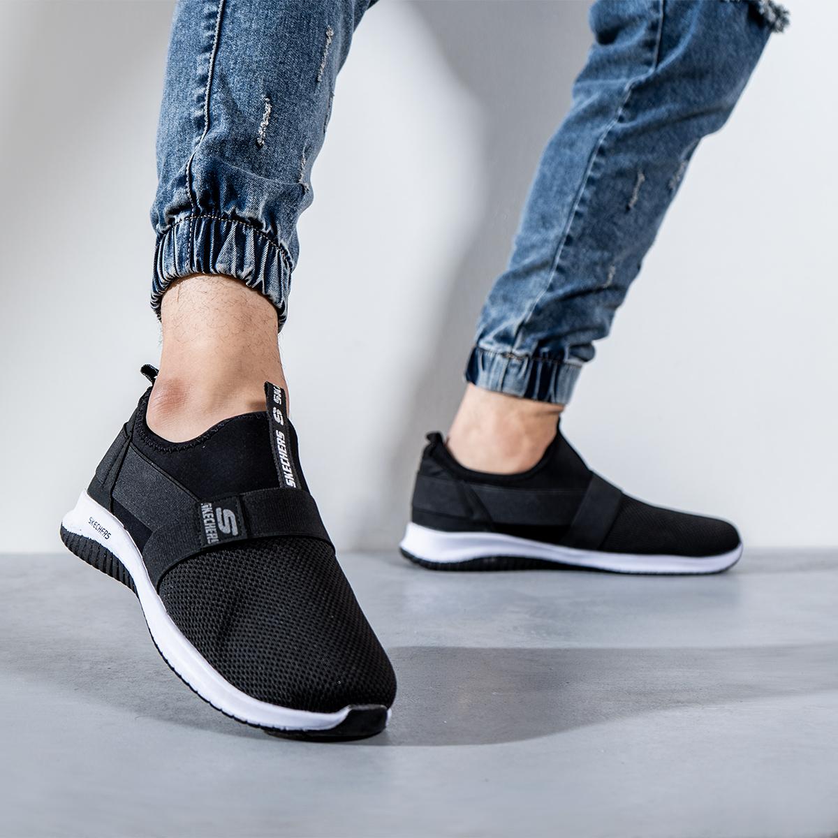 کفش ورزشی اسکیچرز مردانه مدل Andria