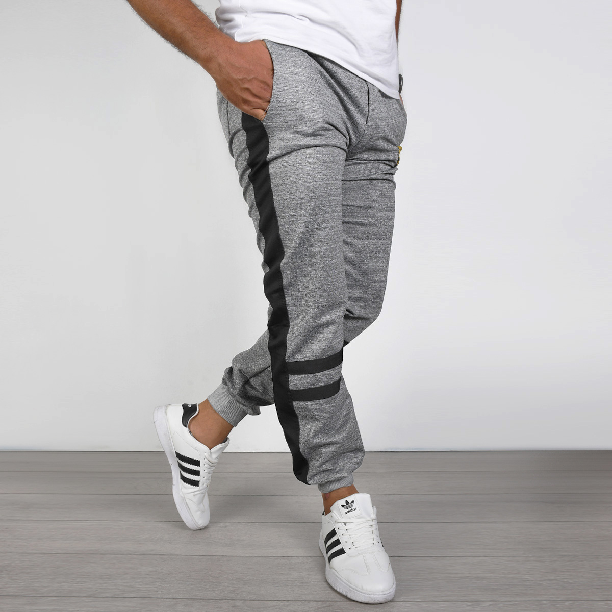 شلوار اسلش offwith طوسی روشن مدل mark(T)