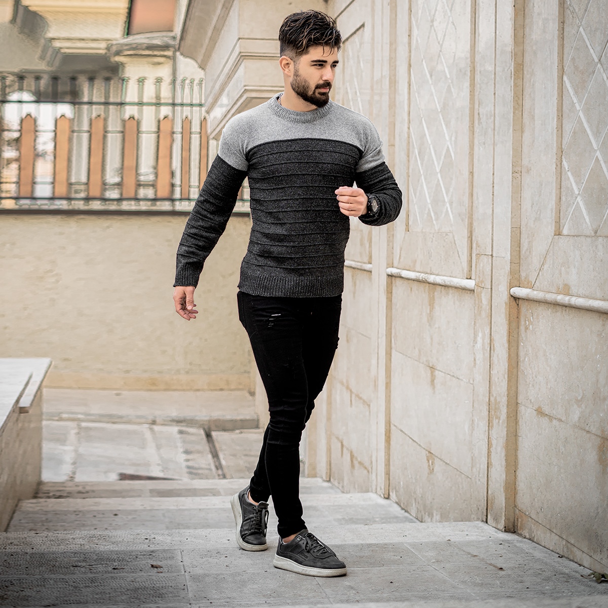 پلیور راه راه طوسی ذغالی مردانه مدلloman