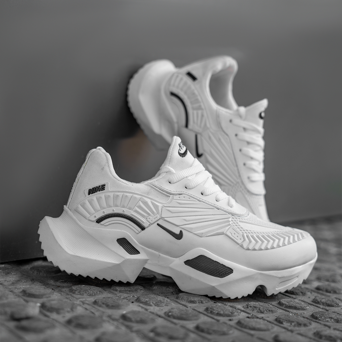 کفش مردانه نایک سفید مشکی مدل FANTON