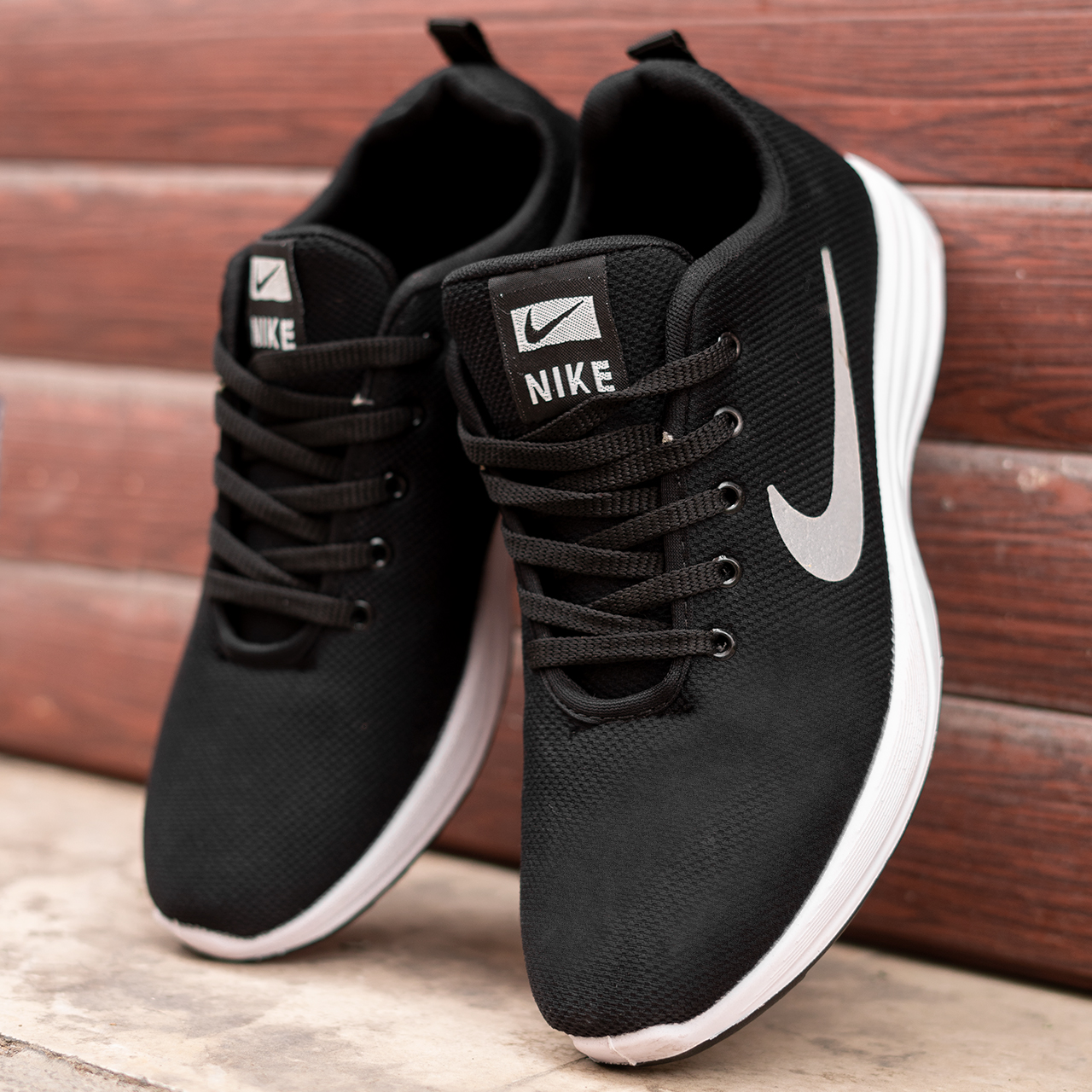 کفش ورزشی مردانه نایک مشکی مدلT52