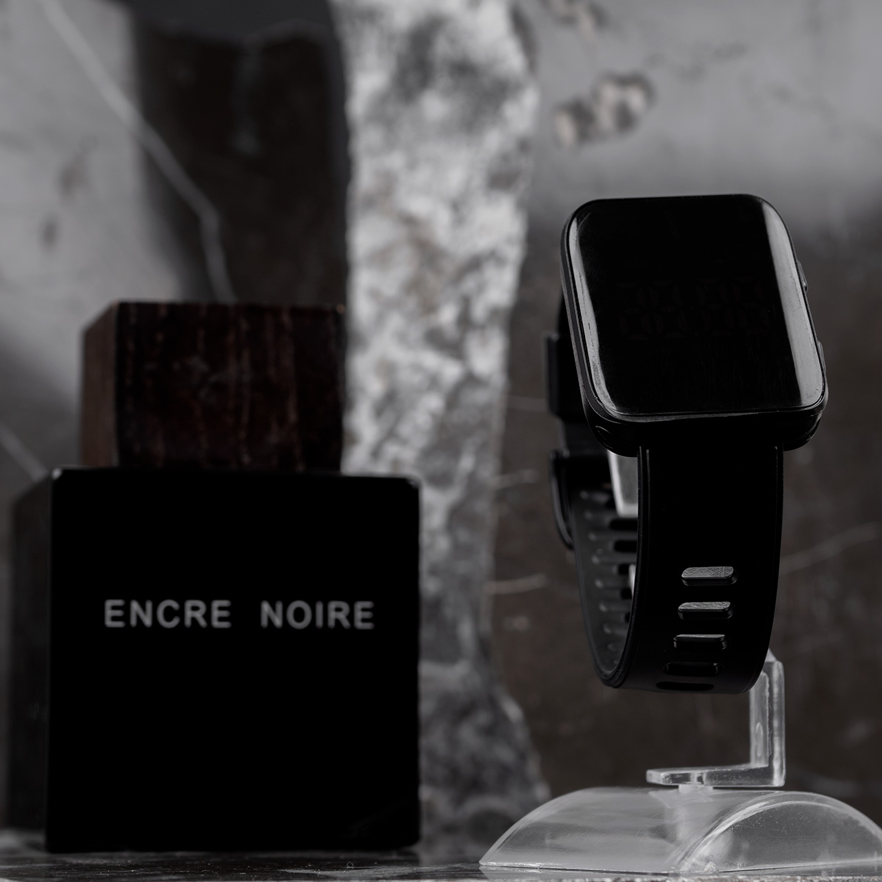 ساعتLED مشکی مدل W330