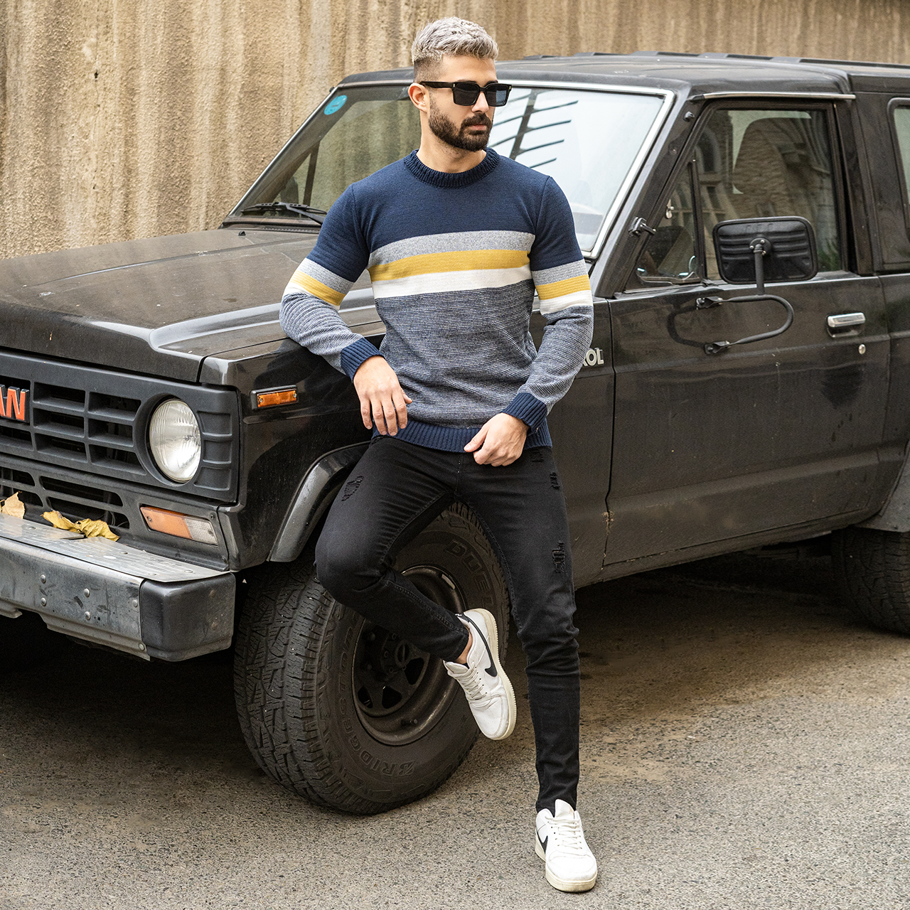 پلیور مردانه سرمه ای مدل MISHA