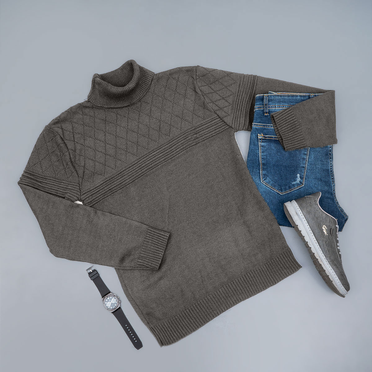 پلیور مردانه خاکی طرح لوزی یقه اسکی مدل Havash