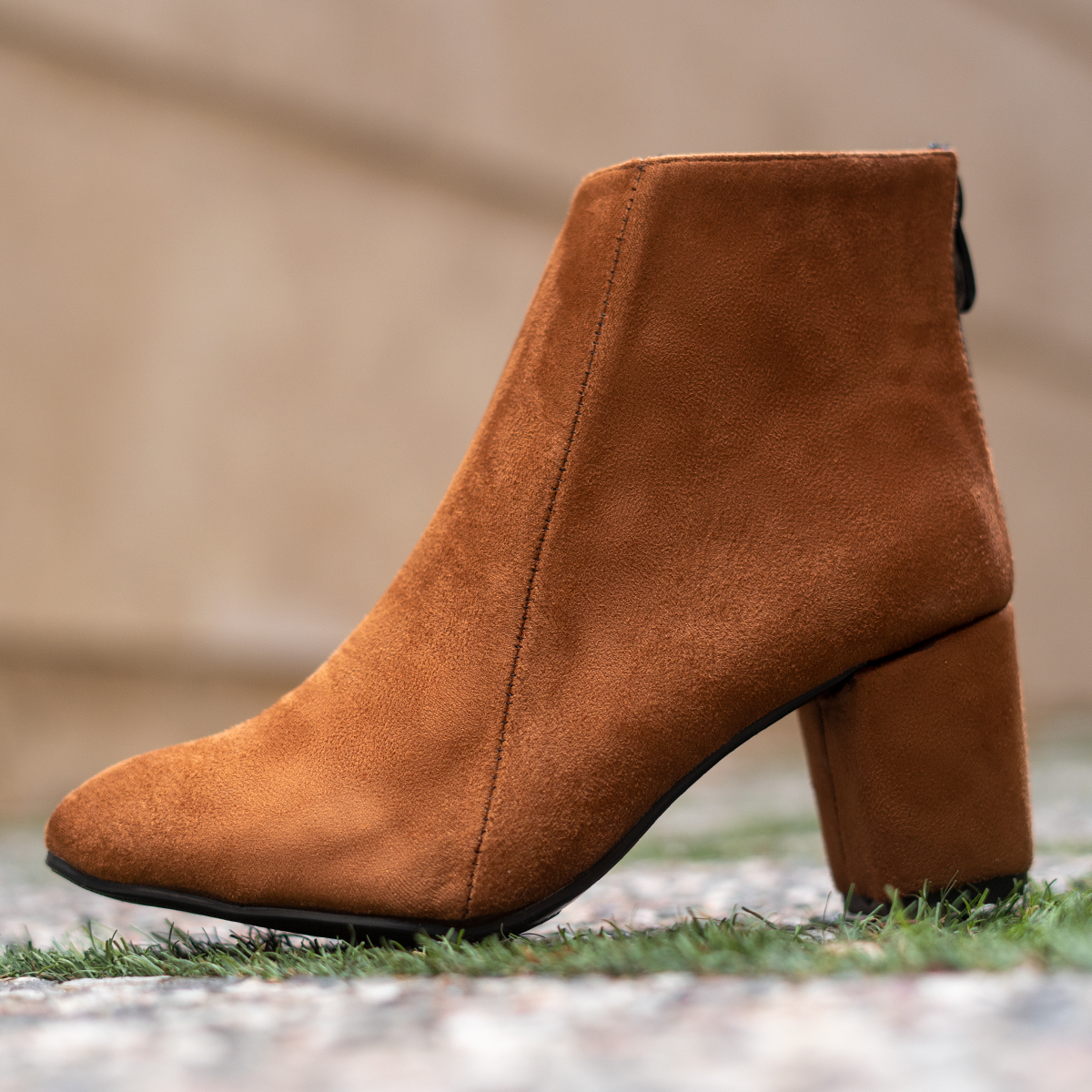 نیم بوت دخترانه پاشنه دار قهوه ای مدل Anosha