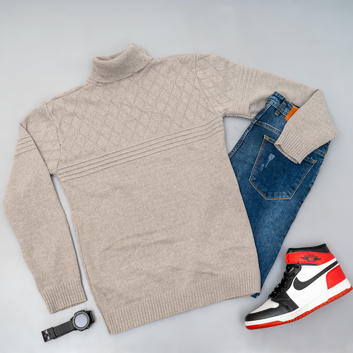 پلیور مردانه کرم طرح لوزی یقه اسکی مدل Havash