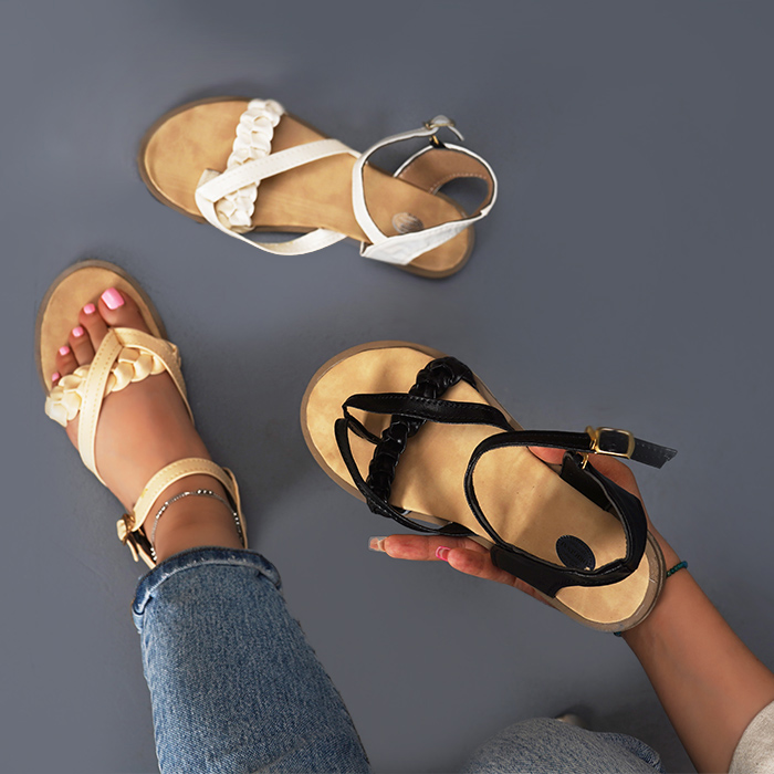 صندل دخترانه مشکی مدل alma