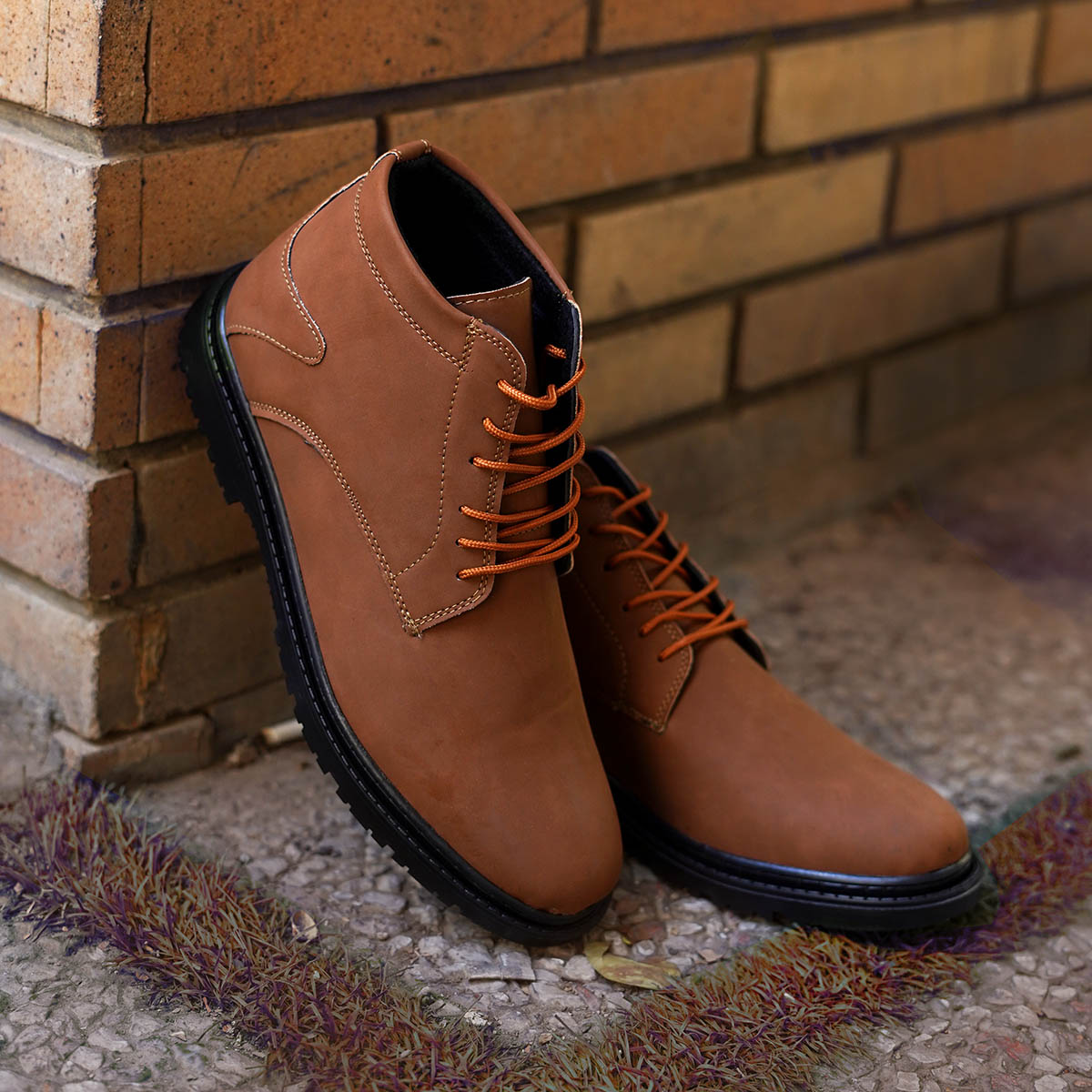 نیم بوت عسلی مردانه مدل yata