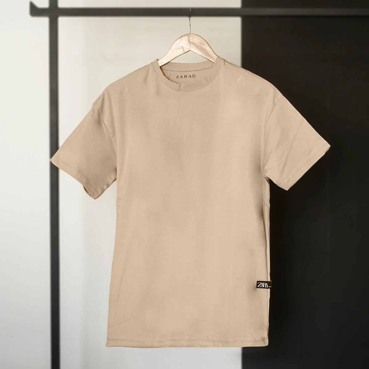 تیشرت ساده کرم مردانه مدل Vala