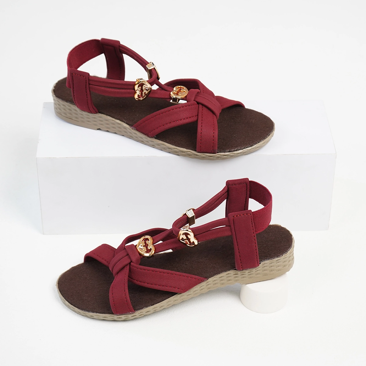 صندل زنانه قرمز مدل GHALB