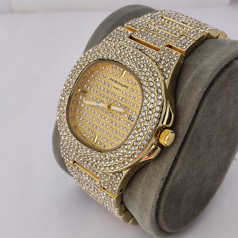 ساعت نگین دار مردانه مدل Empower