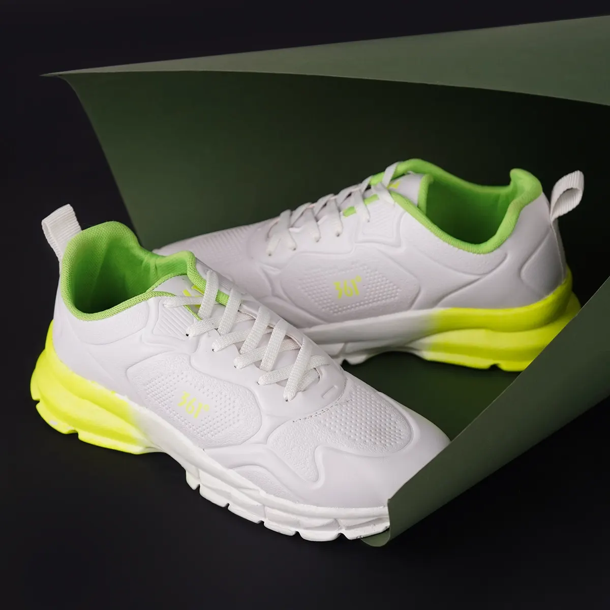 کفش ورزشی مردانه سفید سبز مدل 361