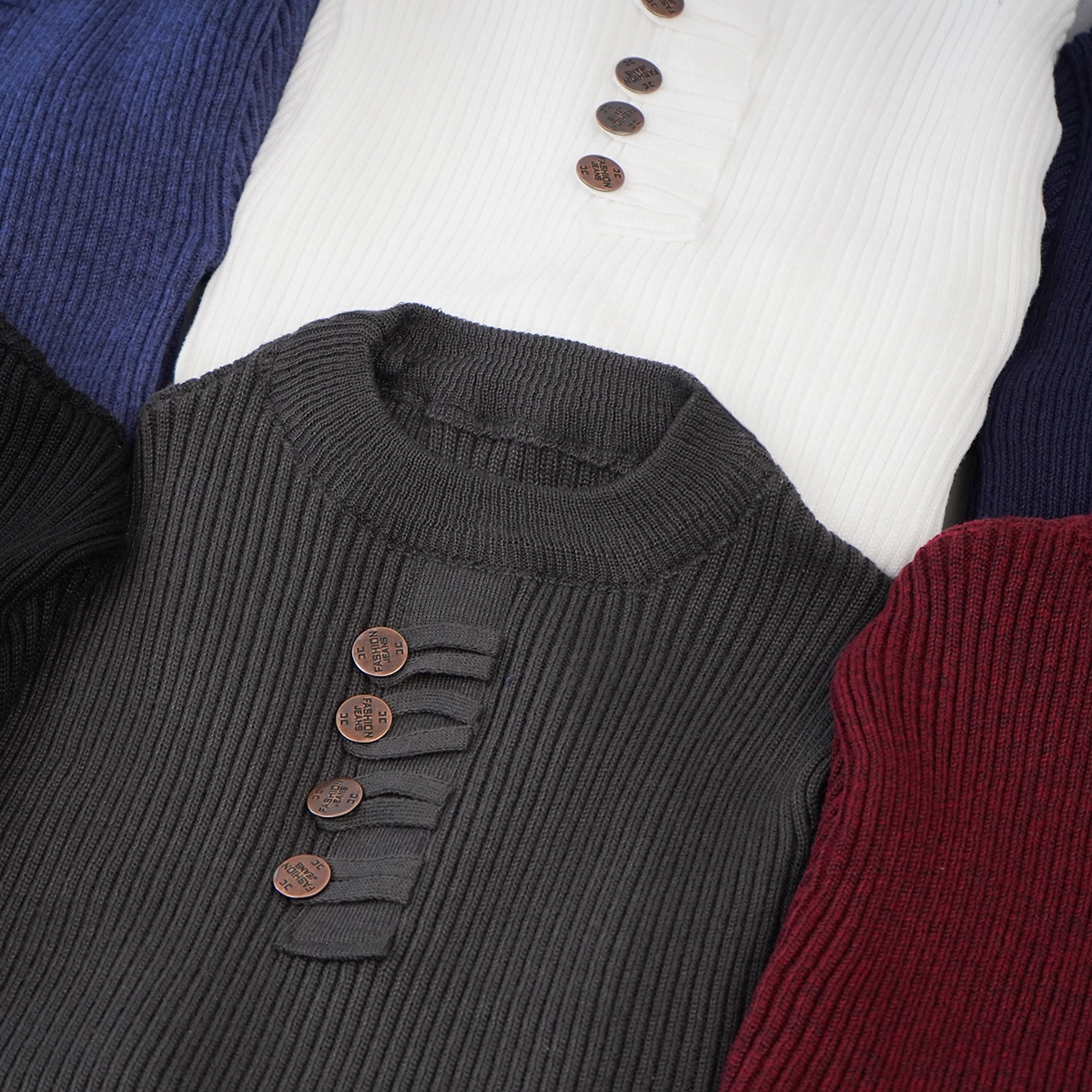 بافت مردانه مشکی مدل دکمه ای