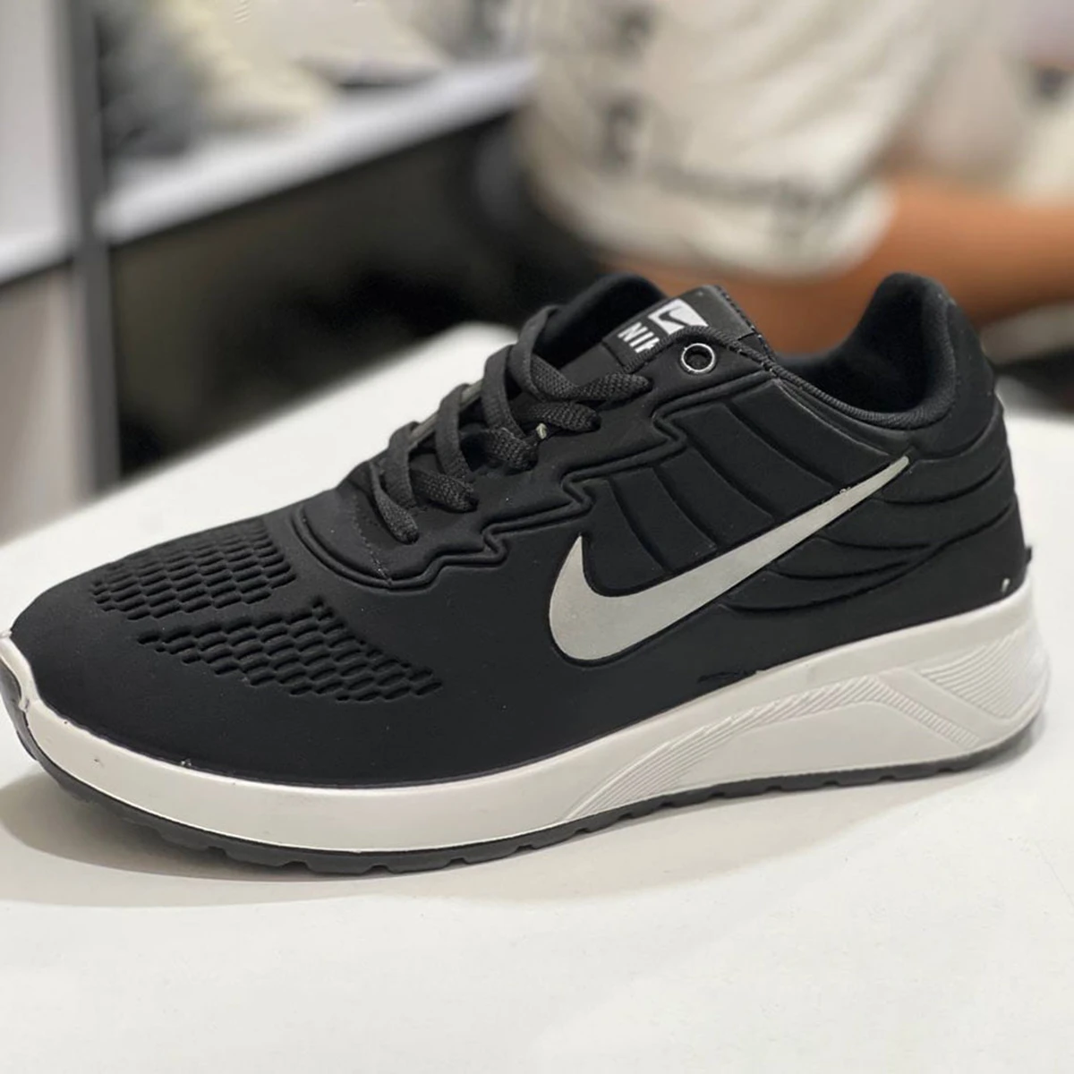 کفش ورزشی نایک مردانه مدل Eron