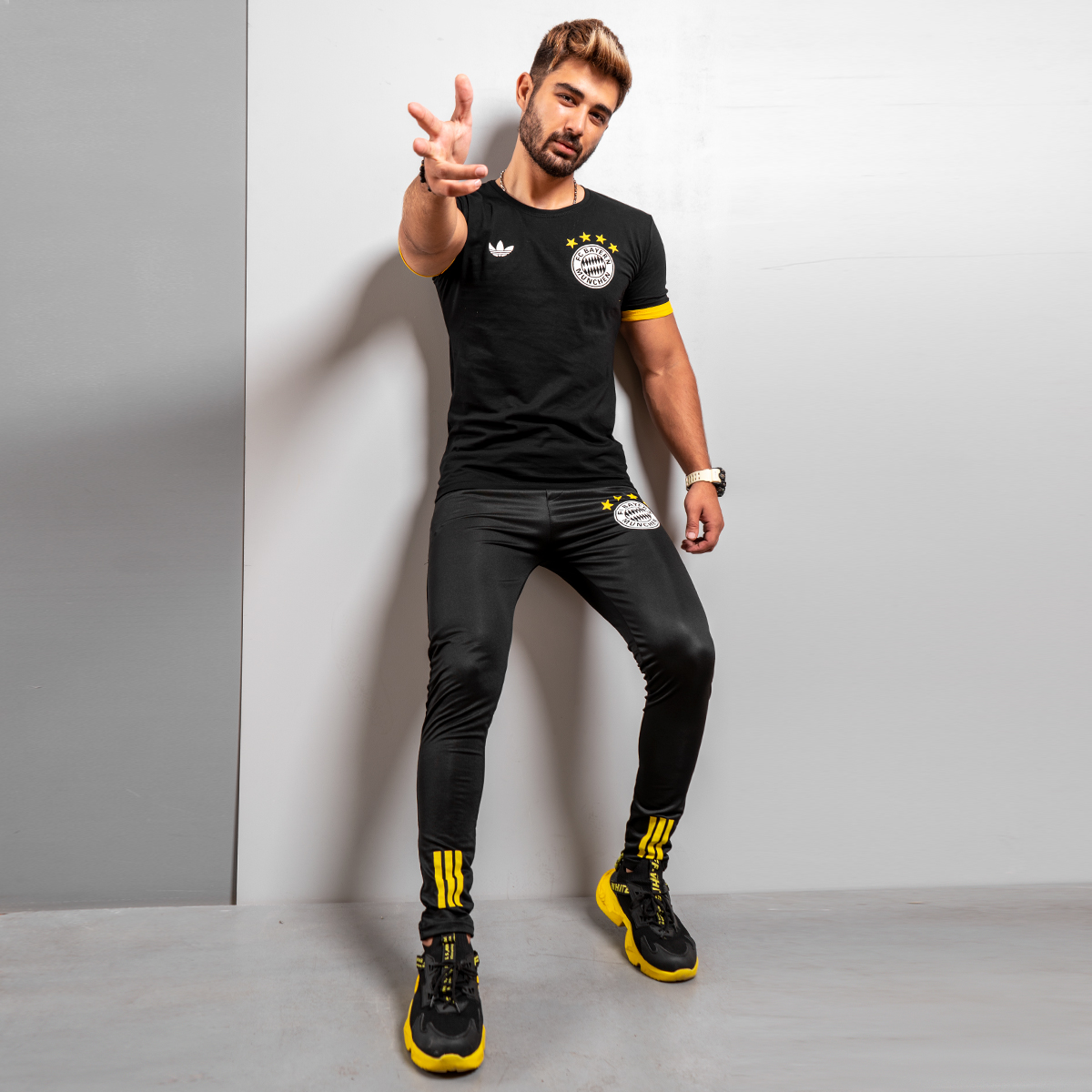 ست تیشرت شلوار بایرن مونیخ مردانه مدل Farshad